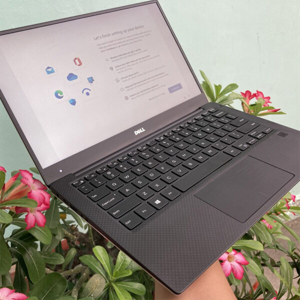 Used Dell XPS 13 9360 Laptop - Intel Core i5 - Like New 90%